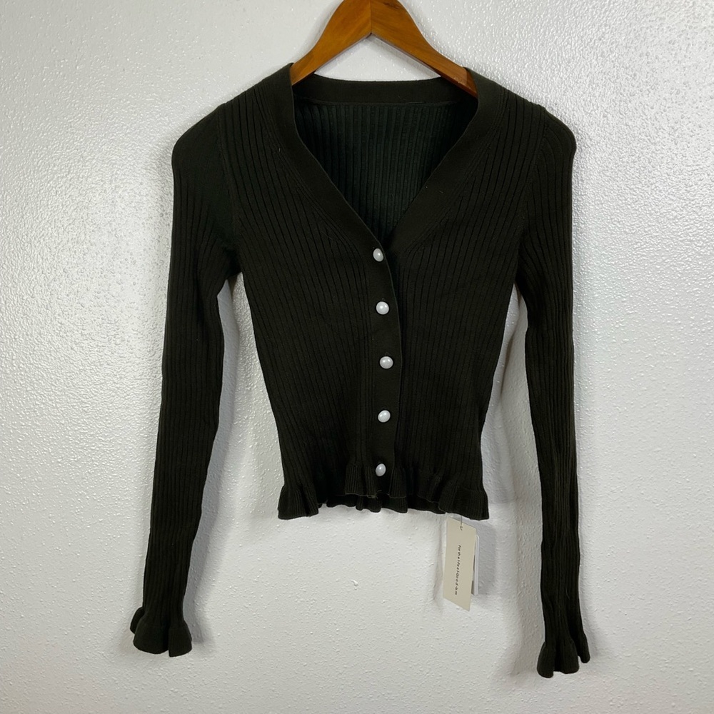 Commense NWT Ruffle Trim Dark Green Ribbed‎ Cardigan Size Small - Picture 2 of 7
